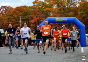 And they're off! Check out our very own Mustang of the Fells, Zach (who ultimately came in 2nd overall) leading the charge!